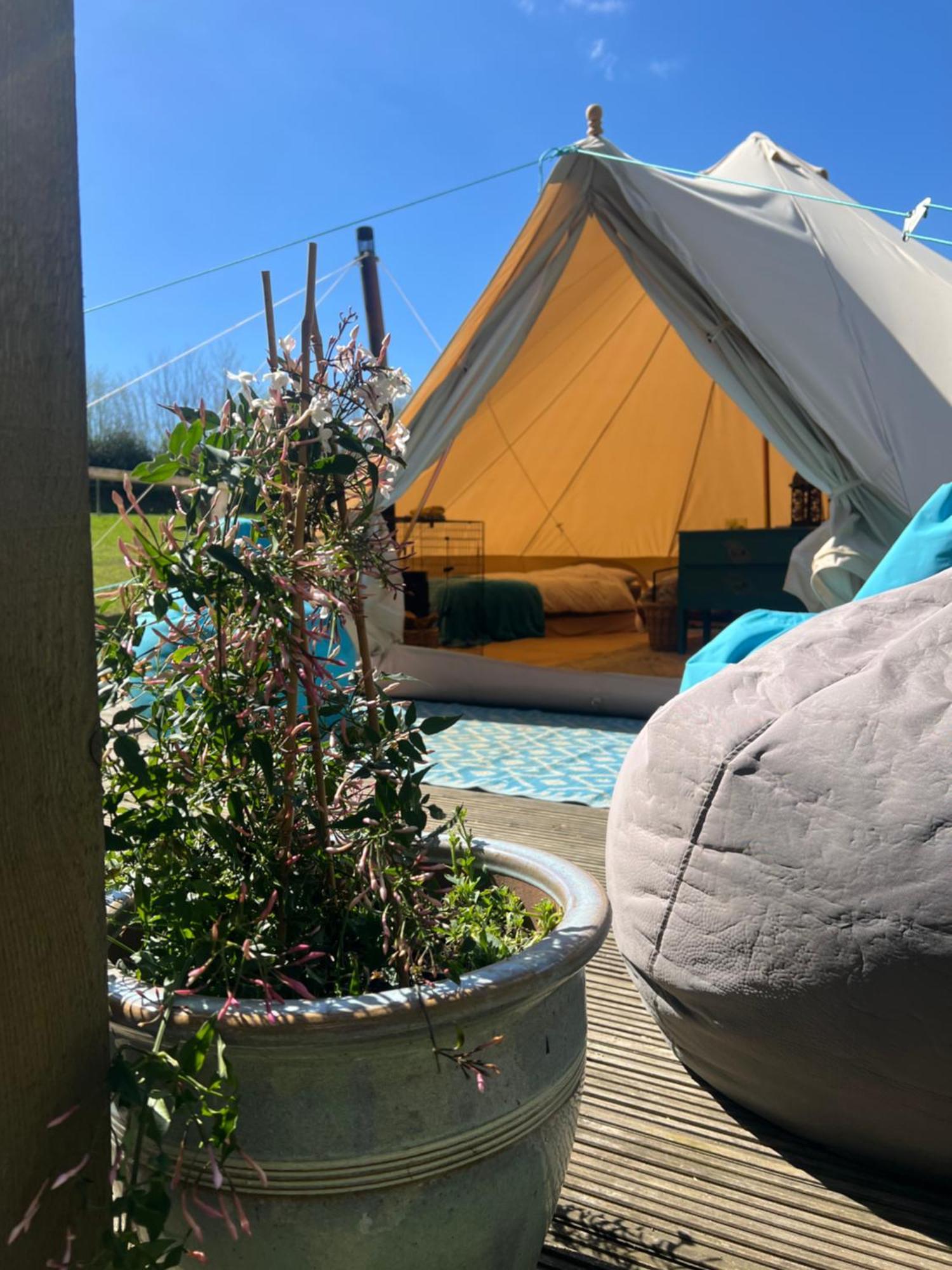 Swallows Oast Glamping 塞得利斯坎贝 外观 照片