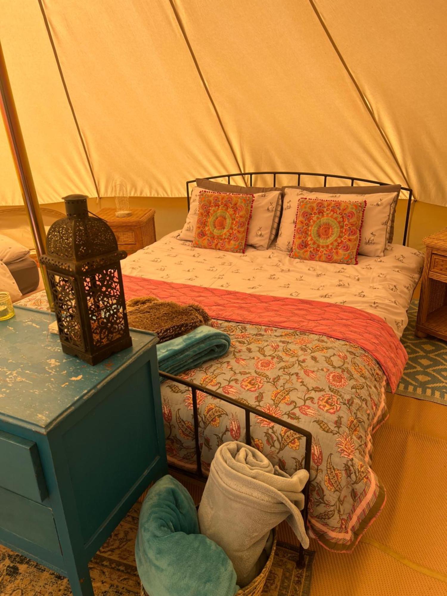 Swallows Oast Glamping 塞得利斯坎贝 外观 照片